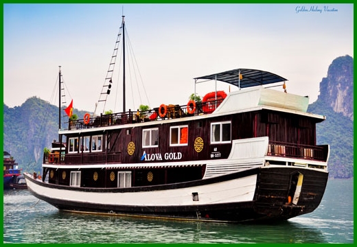 Halong Bay tour - Alova Gold junk cruise