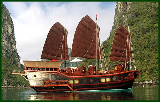Halong Bay tour - Red Dragon cruise